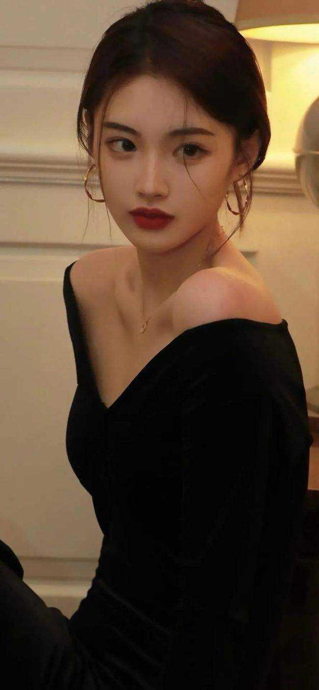 通房丫鬟跳火海,暴虐王爷悔疯了!畅读佳作