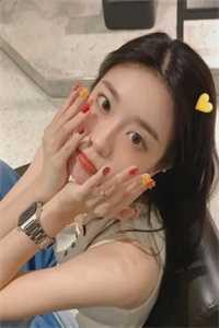 完整文本高考失利，她捡了一个修仙种田系统